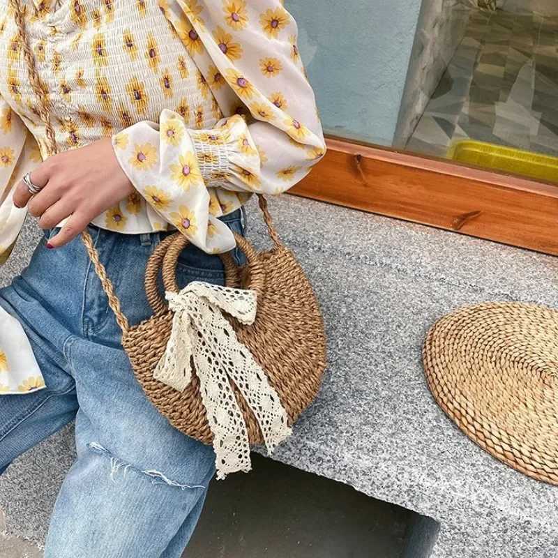 Str Bag Wen Hand-Woven Handbag Mo Shape Lace Bow Rattan Bag Large Capacity Drawstring Casual Beach Shoulder Crossbody Bag Y250725