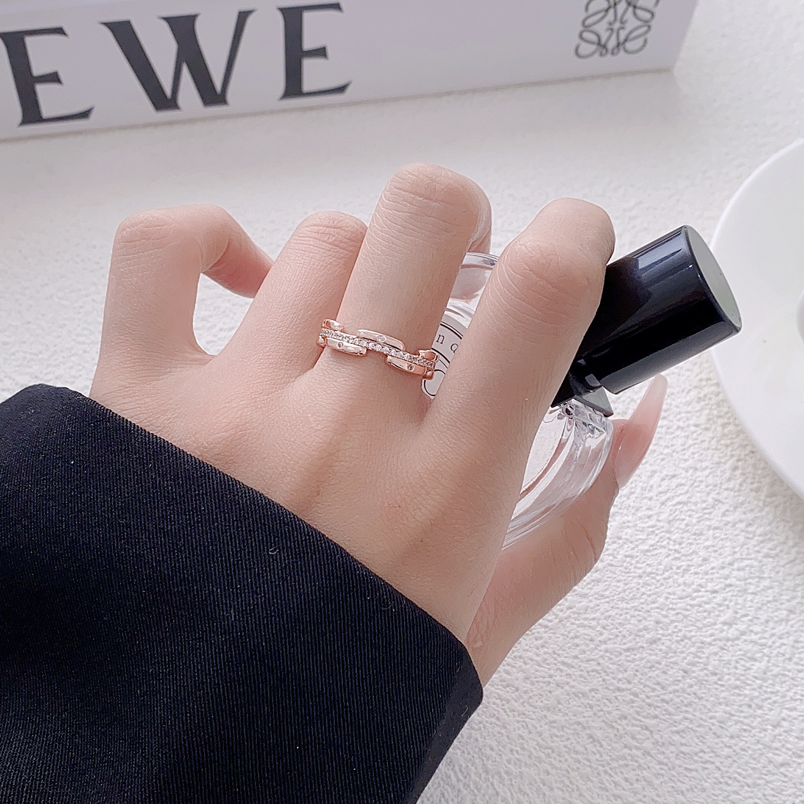 Luxury Jewelry Fashion Niche Irregular Rose Gold Zircon Ring Popular Hot Item Cuban Hip Hop Adjustable Open Designer Jewelry Ring For Women