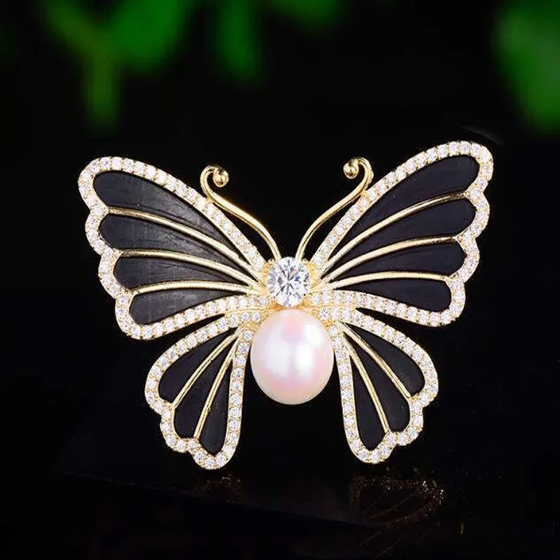 Butterfly Brooch for Women High-End Niche Elegant Pin Fixed Clothing Suit Pearl Accessory