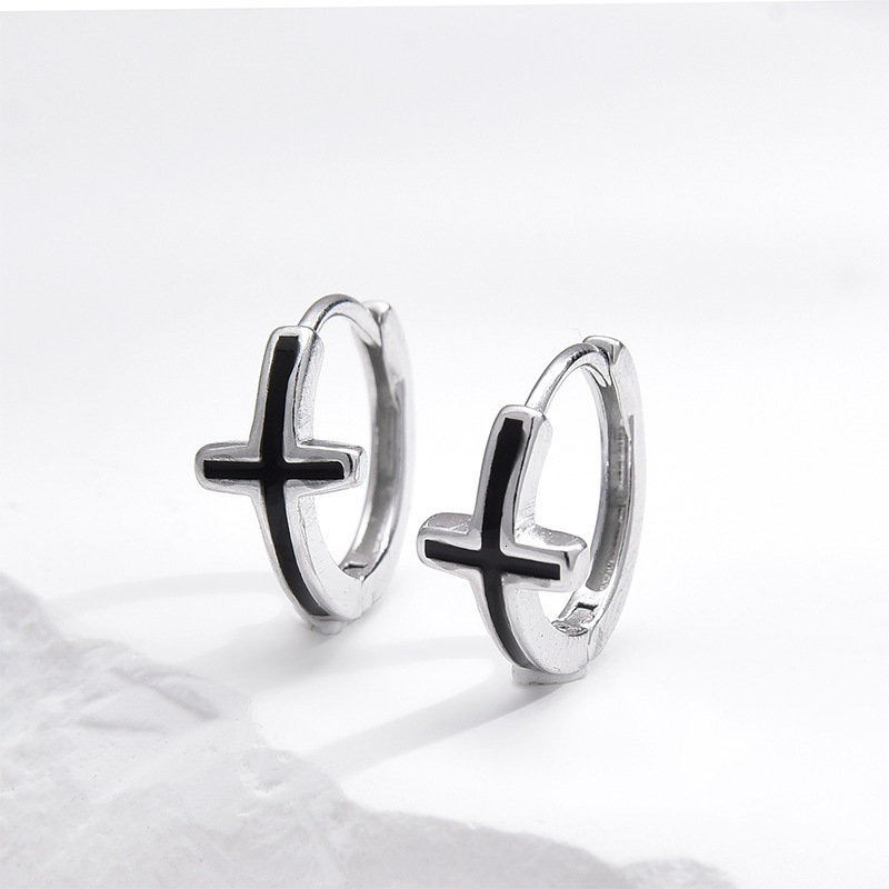 S Pure Sier Black Resin Cross Niche Minimalist Style Elegant Hoop Light Unisex Cool and Handsome Earrings Jewelry for Women