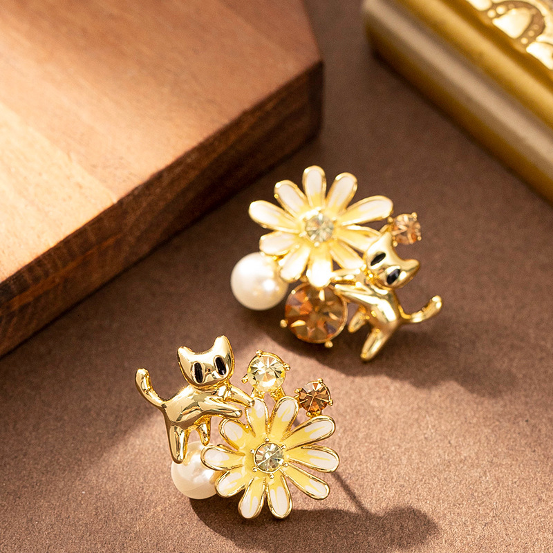 Sier Needle Forest Style Fashion Sweet Fresh Oil Drop Dia Pearl Floral Earrings for Women Simple Niche Versatile Ear Jewelry