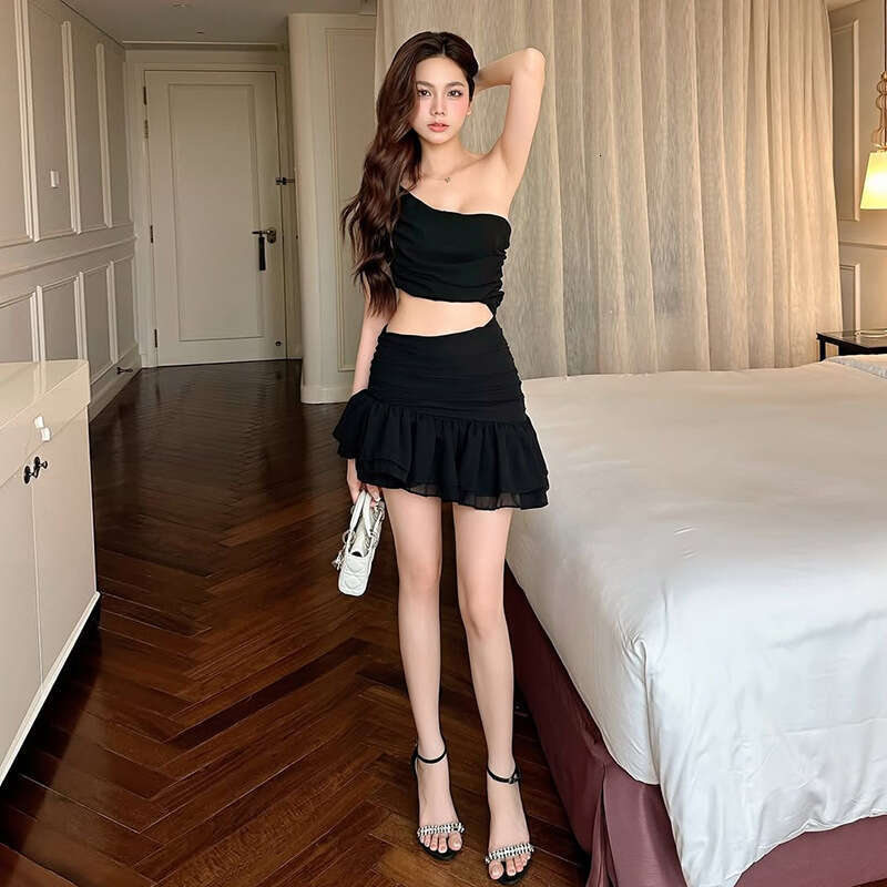 INS2025 Spring New Women's Solid Color Slim Street Fashion One-Shoulder Backless Dress ac6