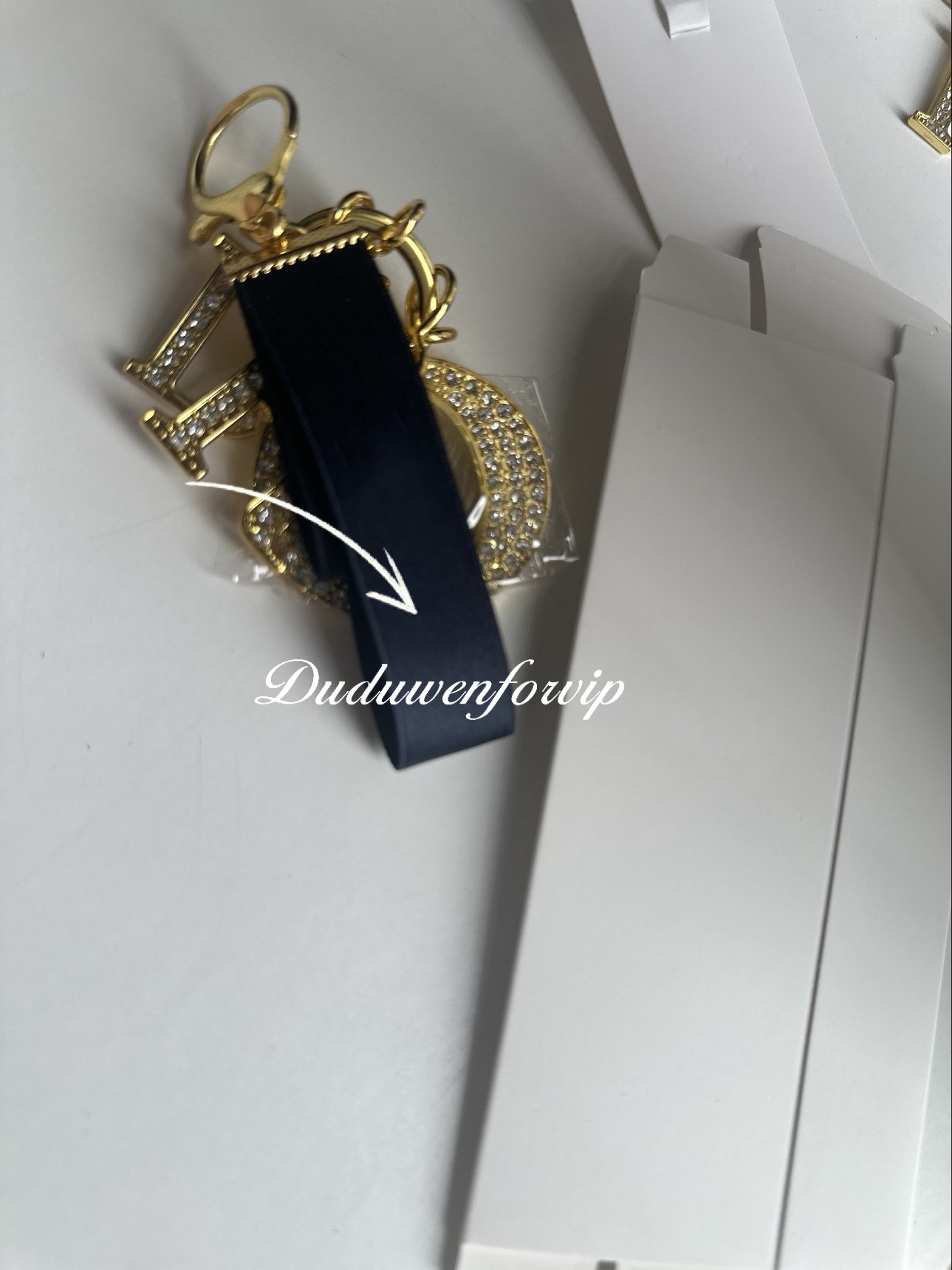 Tool Parts Fashion Classical Stones letter gift diy charm vip-gift with box Rhinestones keychain bag Pendant