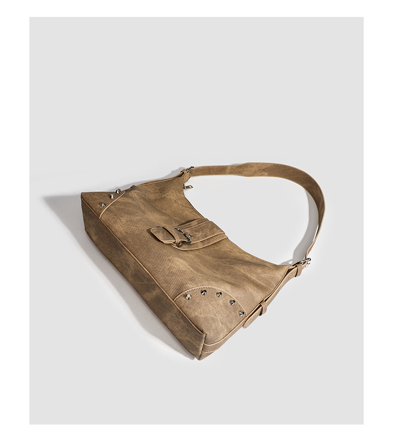 2025 autumn new spicy girl rivet handbag niche design versatile trend retro armpit bag women's shoulder bag designer bag