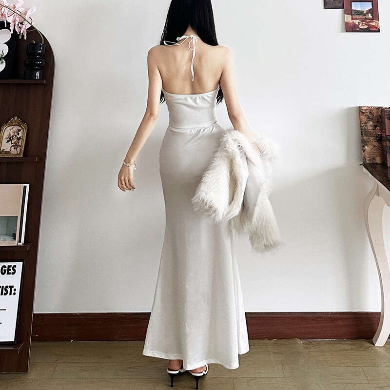 INS2024 Style Autumn Winter New Women's Solid Color Slim Street Fashion Halter Backless Tank Top 638