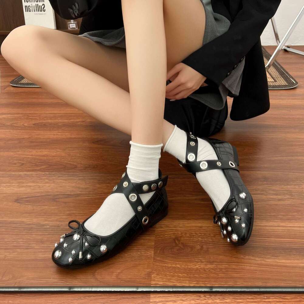 Designer Summer New Ballet Style Flat for Women High-end Feel, Cross Strap Fashion Rivet Casual Shoes with Soft Soles