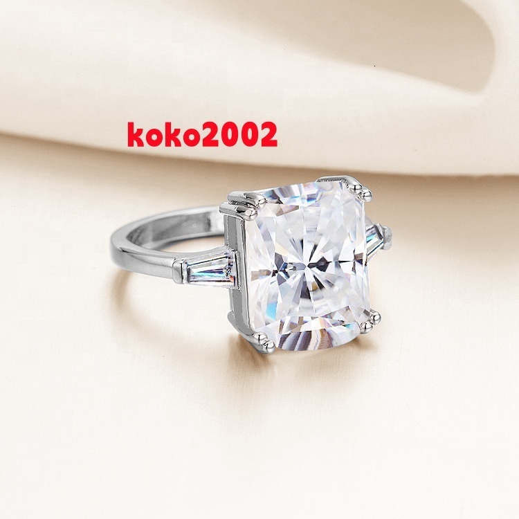 Luxury Rectangle Radiant Cubic Zirconia Moissanite Ring for Women Wedding Engagement Bridal Party Ring Jewelry Gift