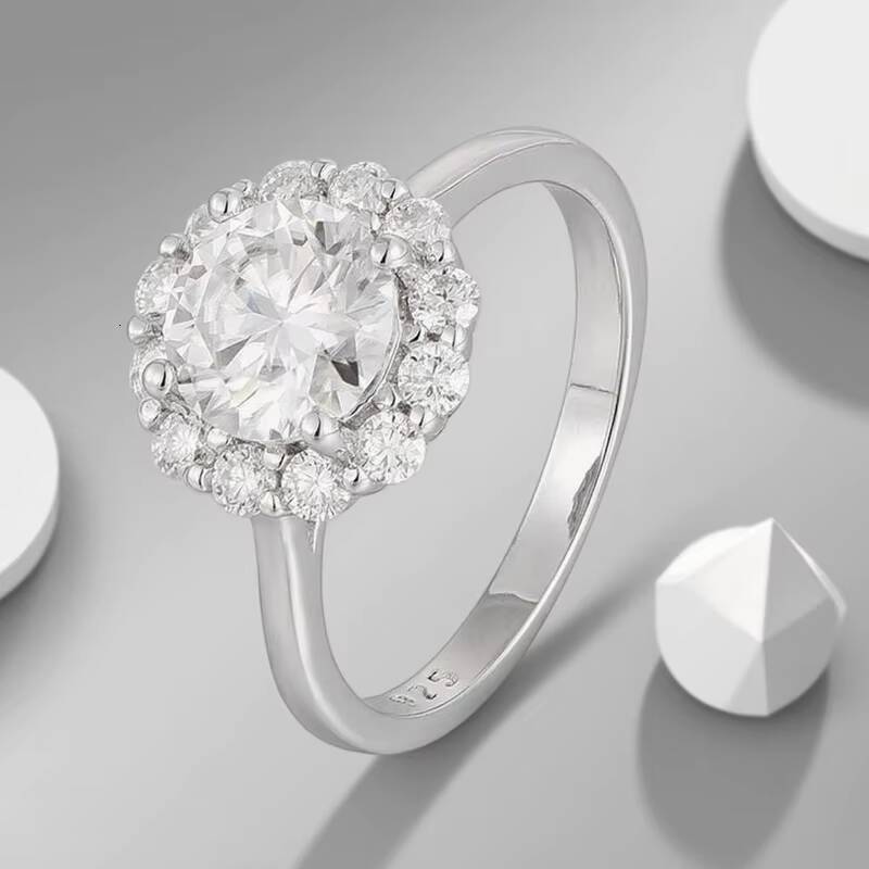 Silver Moissanite Ring Womens Luxury Flower Design Fine Jewelry Ring with Moissanite Inlay Custom Wholesale