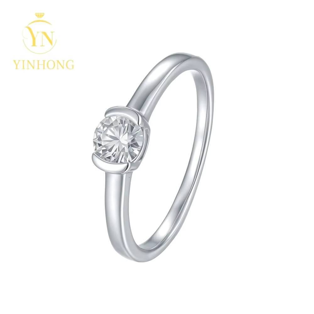 925 Sterling Silver Womens Ring Manufacturer 0.5ct Crushed Ice Elongated Radiant Moissanite Ring