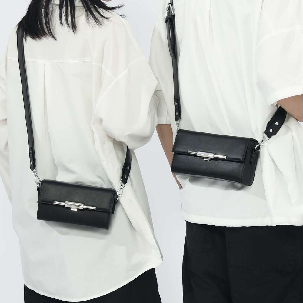 Desinger Small Square Shoulder Men's Mini Soft Lage Fashion Unisex Pure Color PU Messenger Bag Wallet New