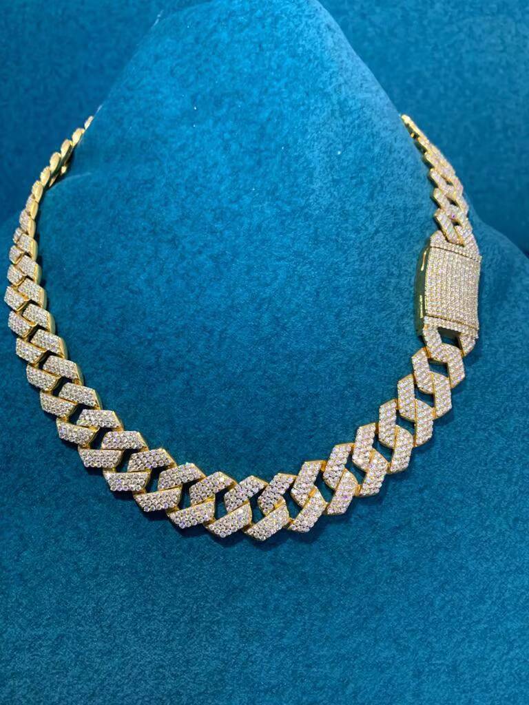 Top Quality 18MM Round Shaped VVS Moissanite Diamond Miami Link Cuban Chain with Custom Box Clasp From India