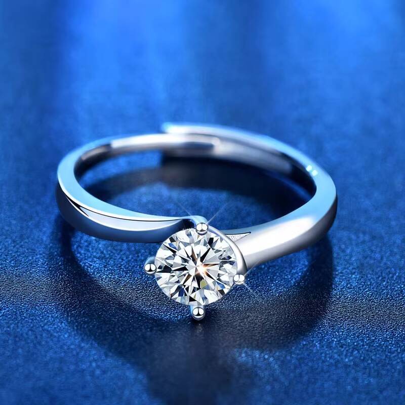 XJZ018 925 Sterling Silver Moissanite Rings for Women 1ct 6.5mm Round Cut Ring Diamond Test Passed Fashion Claw Setting