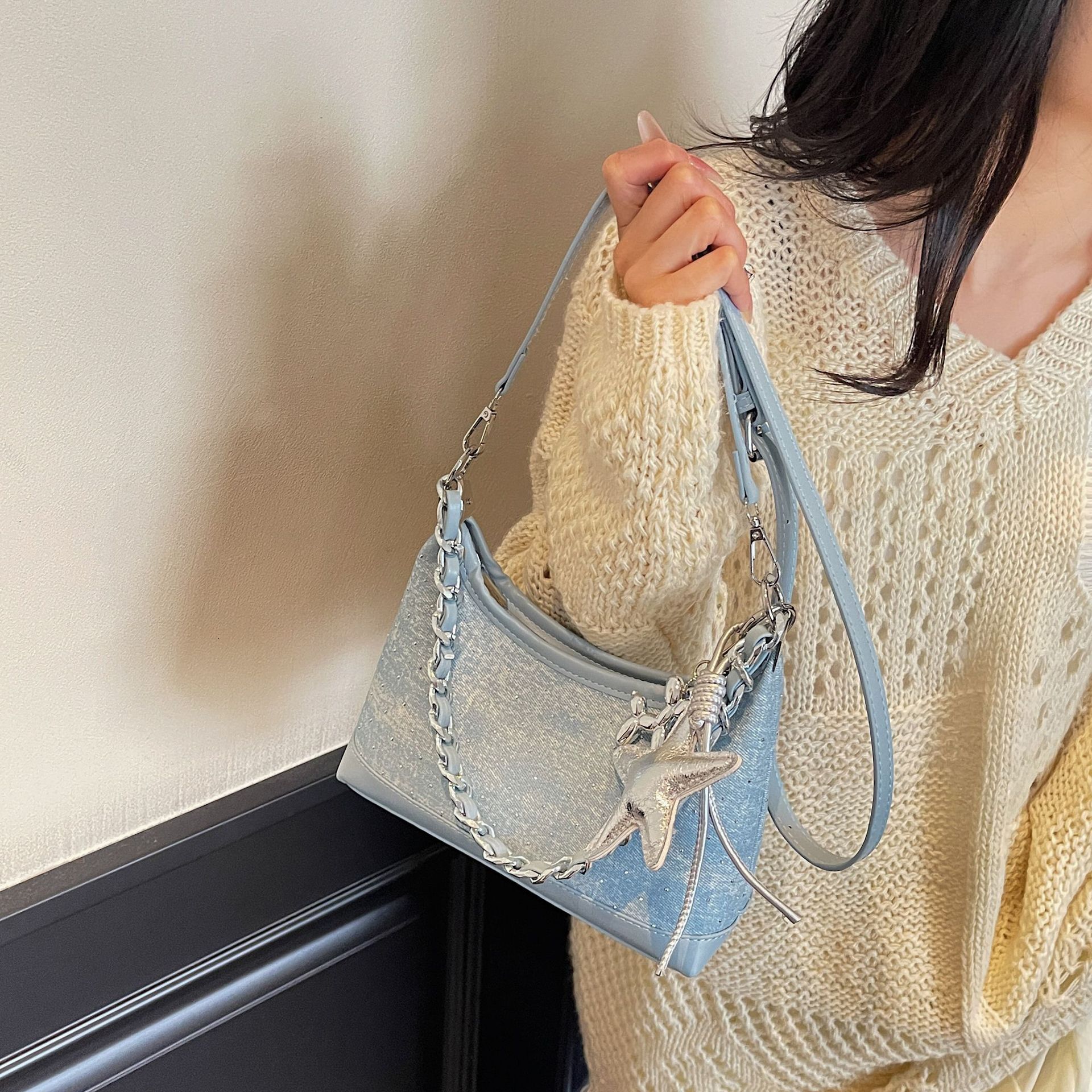 Summer 2025 New Women's Crossbody Bag Fashionable Color Block Denim Dumpling Bag Fashionable Summer New Women's Shoulder Bag New Designer Ba