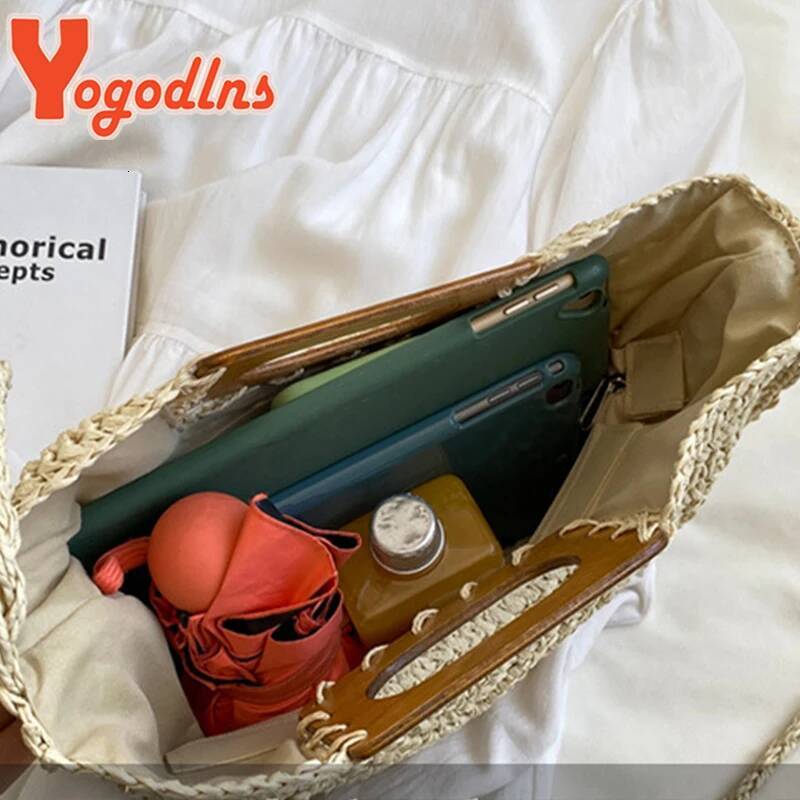 Minimalist Straw Bag for Women Summer Half-moon Beach Handbags Rattan Handmade Kintted Handle Bags Bolsas