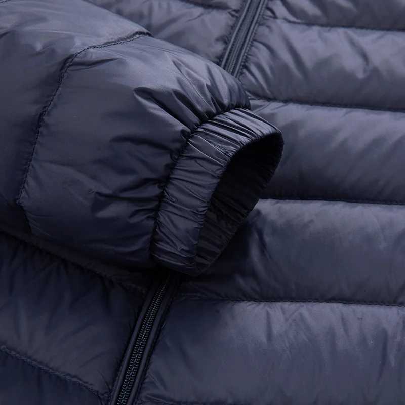 Top Grade Mens Stand Collar Ultra Lightweight Down Jacket 2022 New Arrival Men Fashion Casual Water Wind-Resistant Down Coats X250725