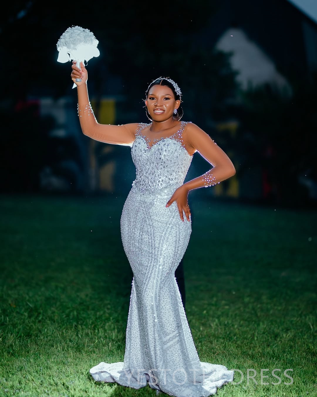 2025 Plus Size Wedding Dresses Bridal Gowns Mermaid Illusion Sheer Neck Long Sleeves Beaded Lace Tiered Tulle Nigeria Wedding Gowns for African Black 