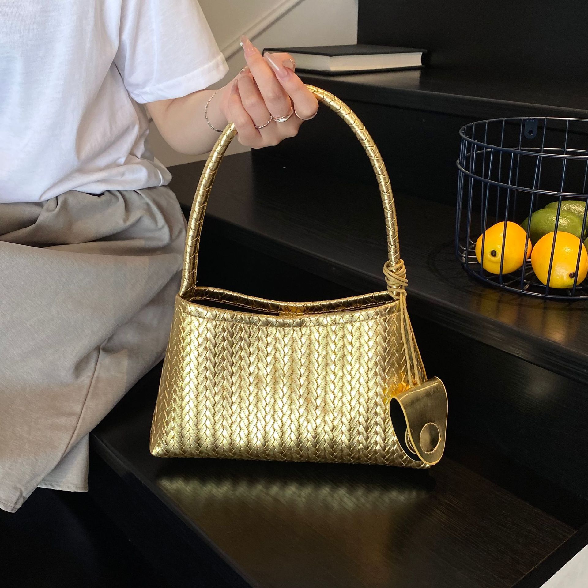 Luxury Brand Designer Bag Foreign Trade Handwoven Underarm Bag High-End Casual Commuter Mother-Daughter Bag Fashionable European And American Retro So