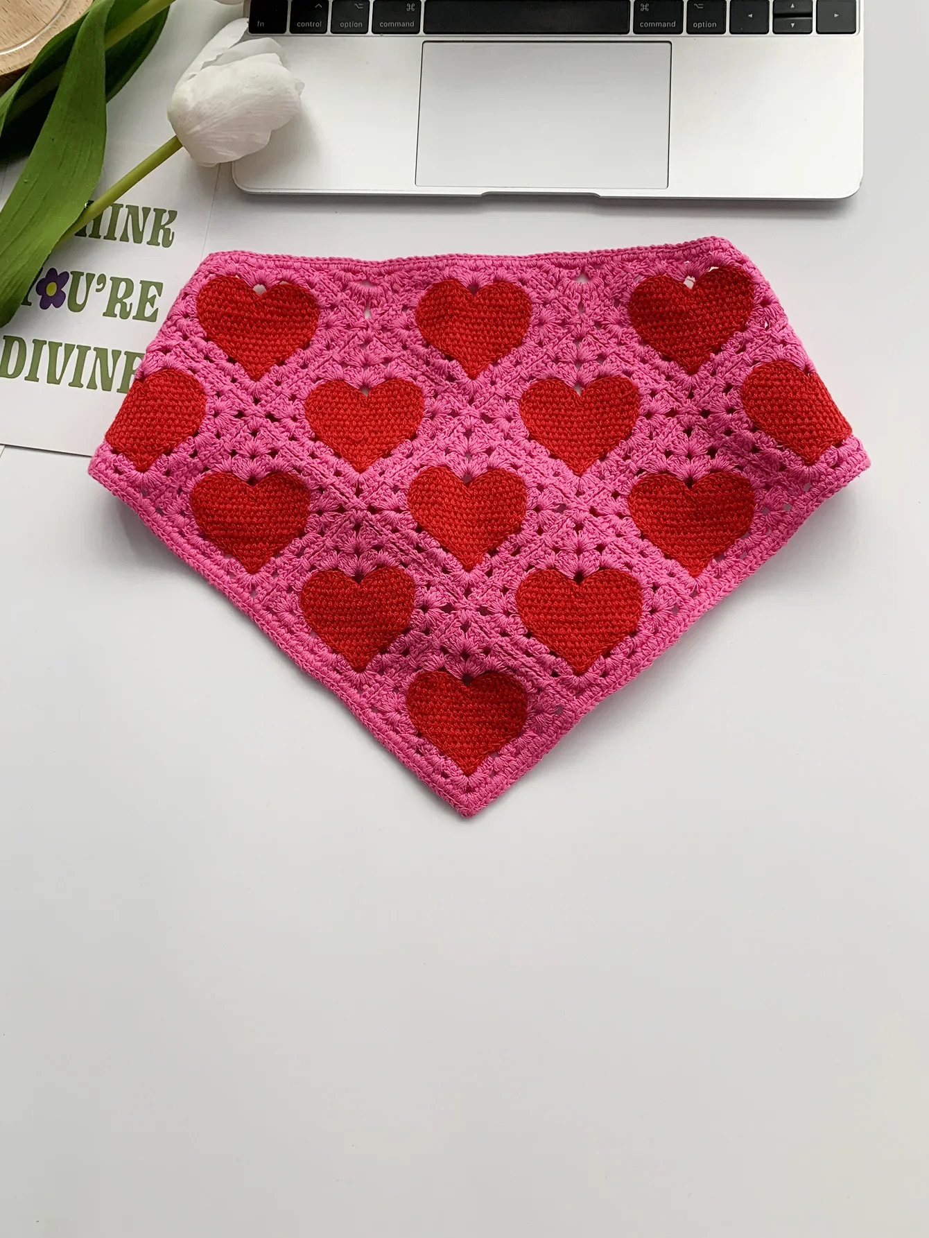 Handmade French Vintage Headscarf Womens Sweet Cute Knitted Heart Shaped Hairband Triangle Trendy Scarf for Traveling 250723