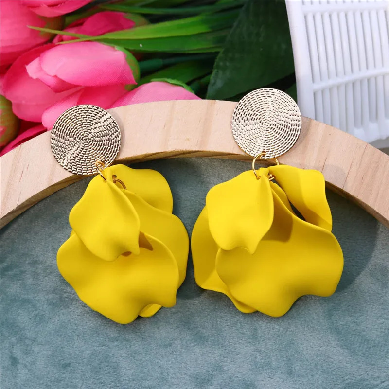 Korean Flower Drop Earrings for Women Rose Pink Color Vintage Petal Long Hanging Monther Gifts Accessories 2023 250715