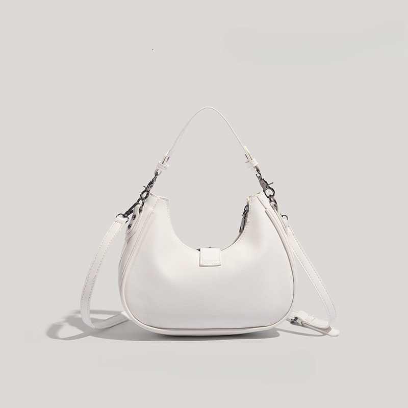 2025 autumn new women's shoulder bag versatile casual niche design fashionable commuting women's crossbody bag designer bag