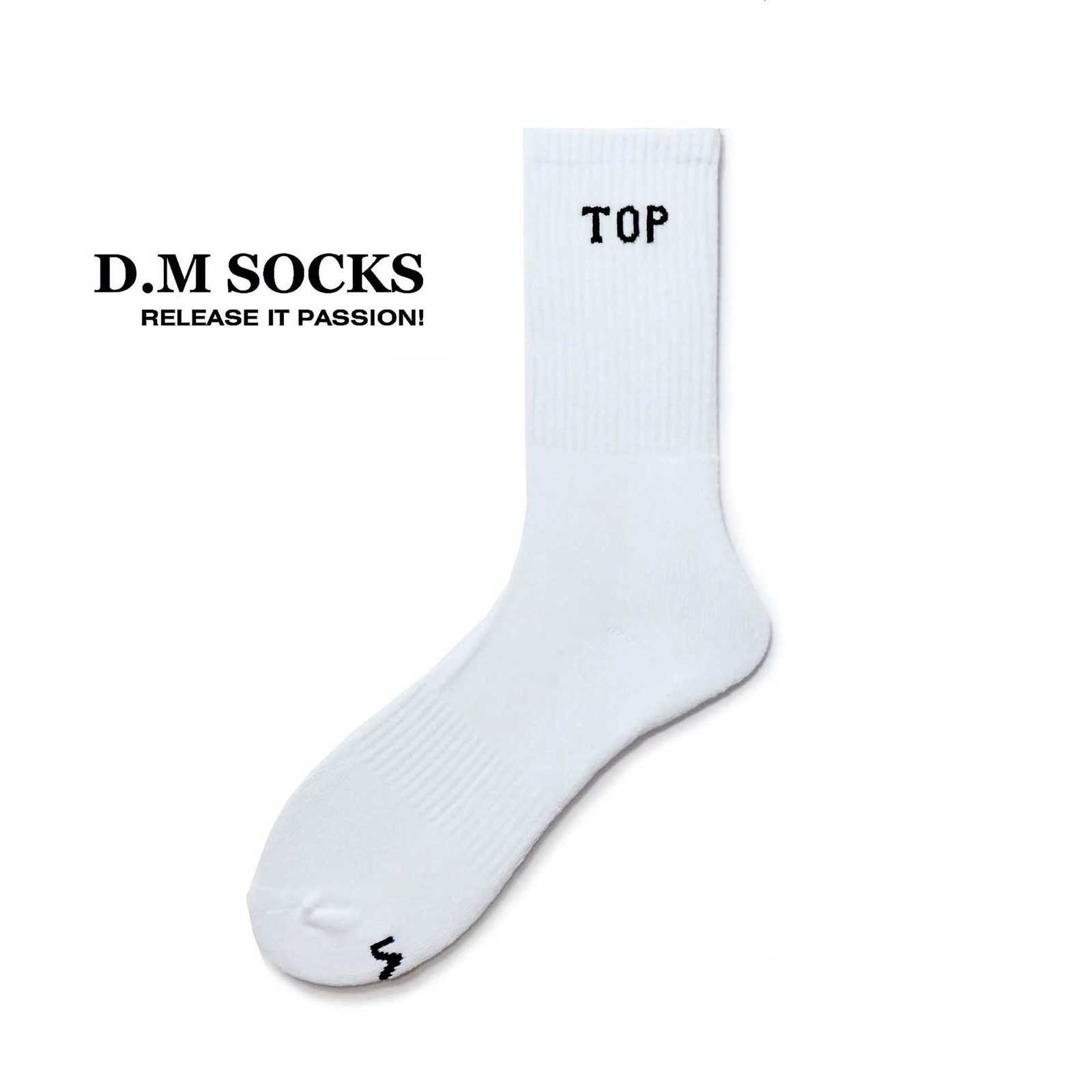 New Design Mens Socks Personality Letter Print Middle Tube Socks Top Bottom Vers Cotton Socks X250725