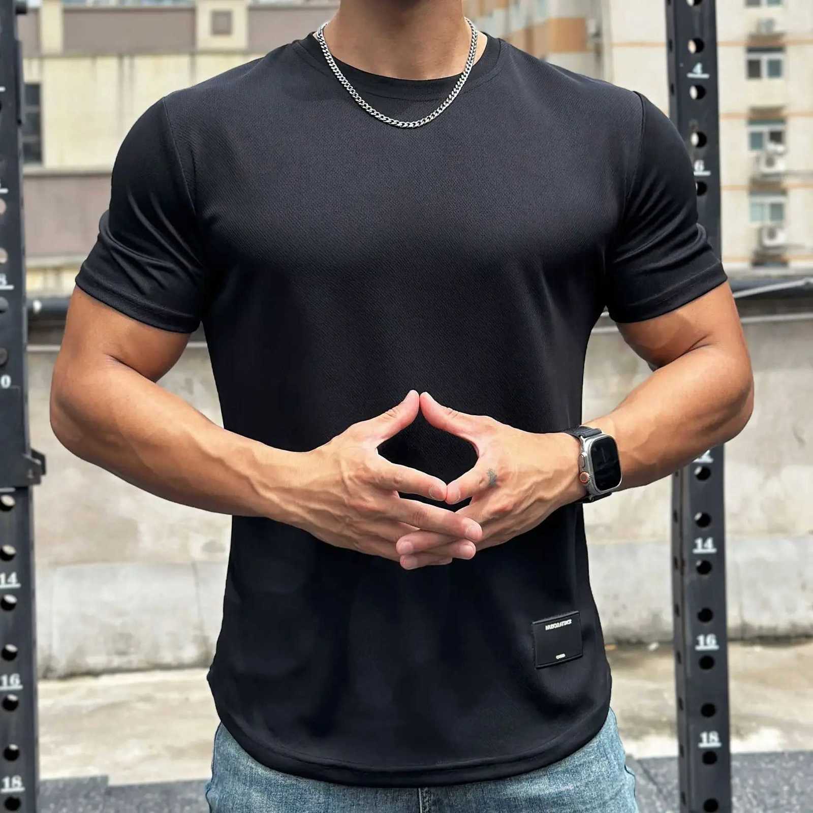 2024 new Men Summer Short Sleeve Fitness T Shirt Running Sport Gym Muscle T Shirt Workout Casual High Quality Tops Clothing Y250724