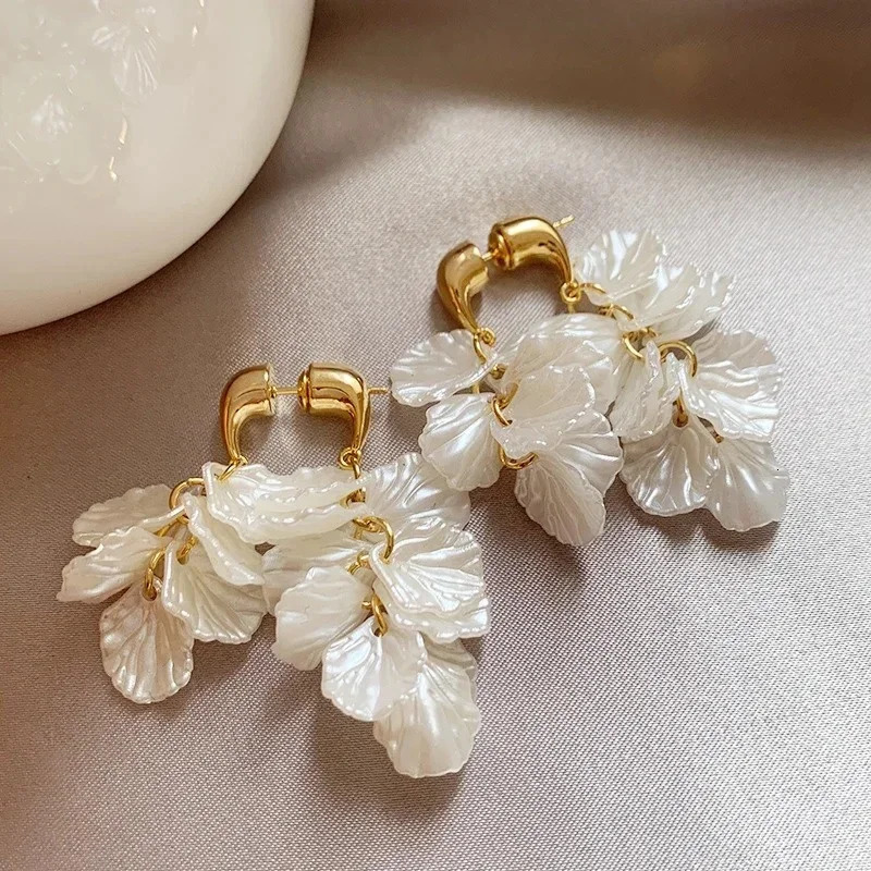 Korea n Fashion Jewelry Resin Shell Fringe Front and Back Earrings Elegant Women Beach Party Accessories 250715