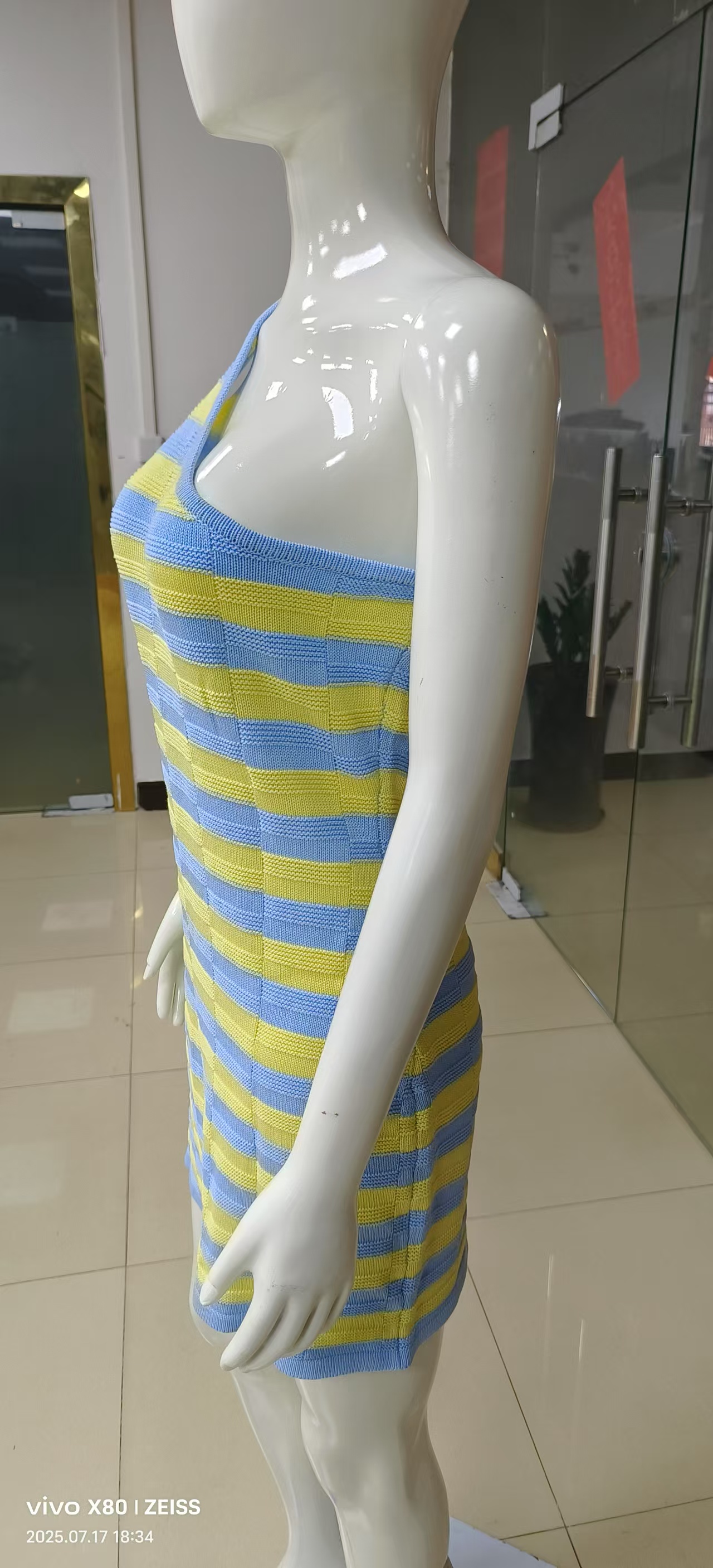 Casual and fashionable women's sloping shoulder skirt Diverse styles available for customization