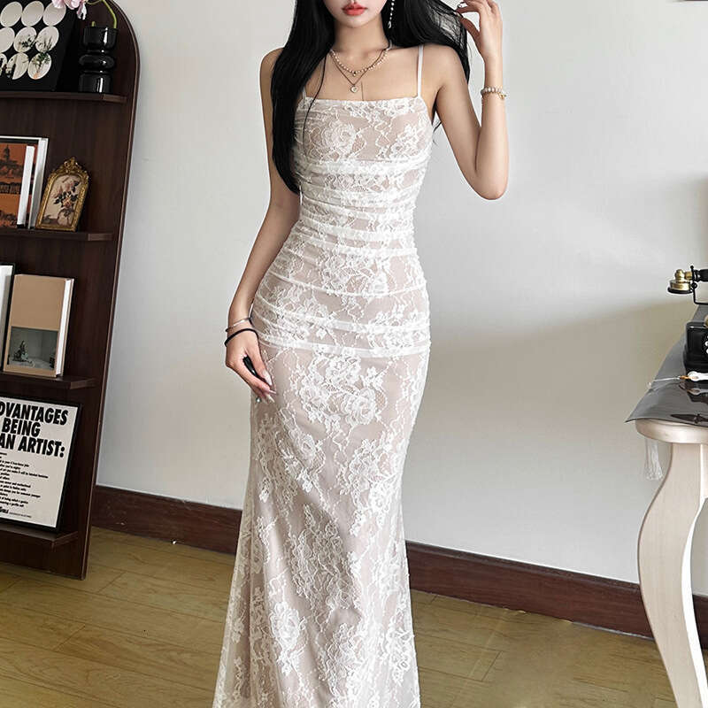 Women's 2024 Autumn Winter New Fashionable Sexy Elegant Mermaid Court Square Neck Lace Fashion Dress bff