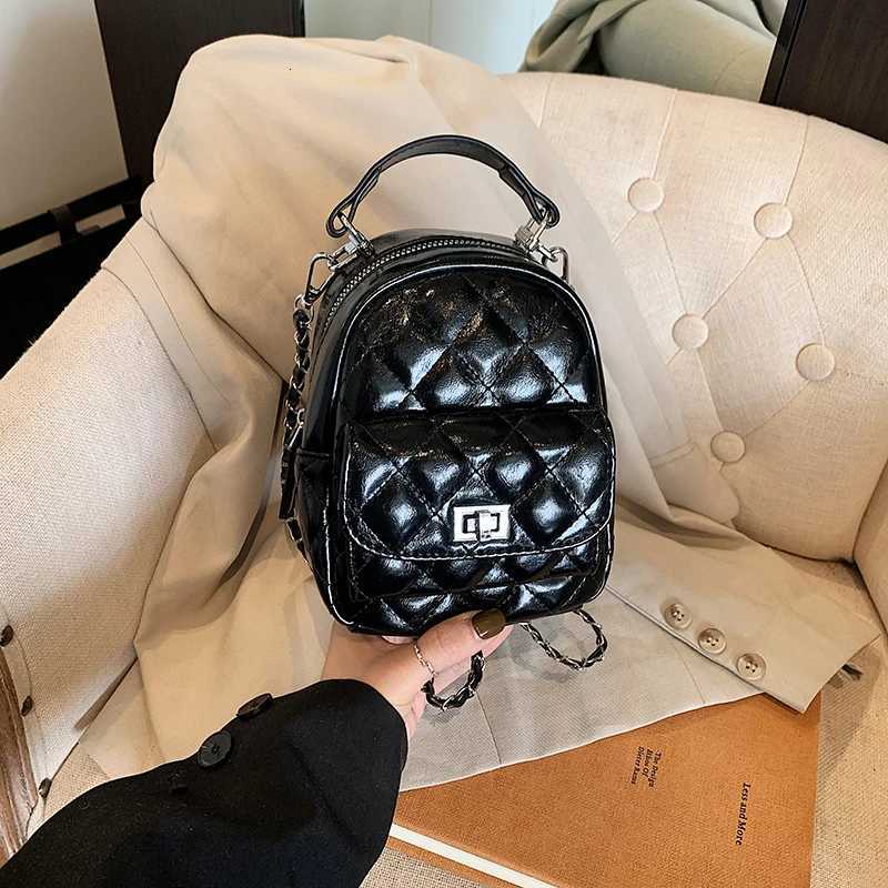Luxury Wen Lingge Embroidery Mini Backpack Solid Color Chains Wen Shoulder Bag PU Leather Travel Rucksack Casual School Bags Y250724