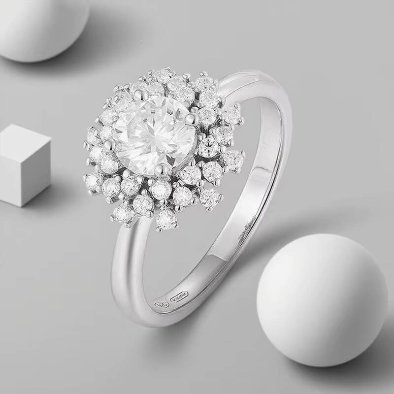 Luxury Jewelry Women Wedding Moissanite Rings Vintage Exquisite Flower Design Customizable Ring Wholesale Manufacturer
