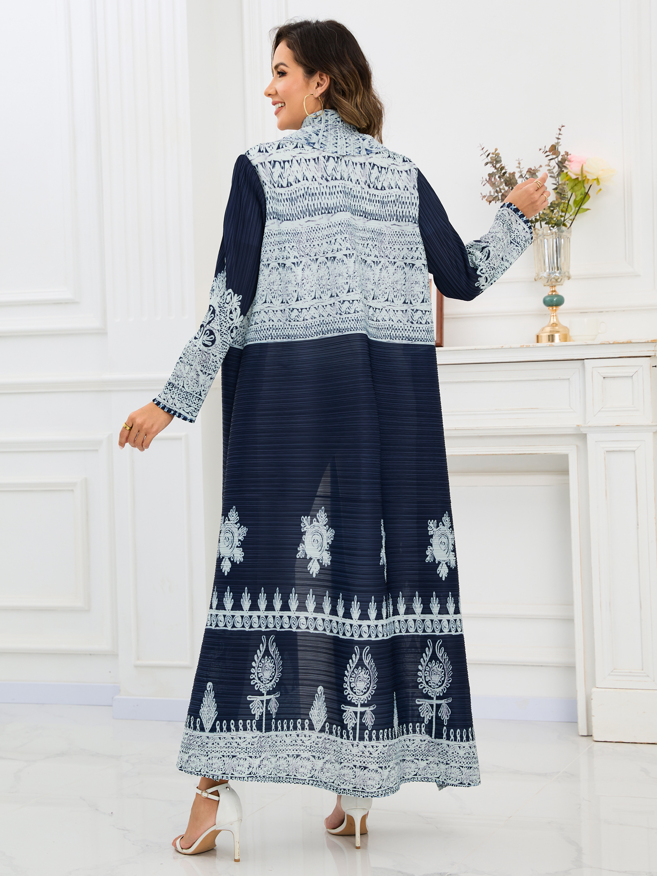 Ethnic Clothing Middle Eastern printed pleated long robe coat Ladies' elegant, loose, large-sized printed cardigan shawl in Arab style is trendy 