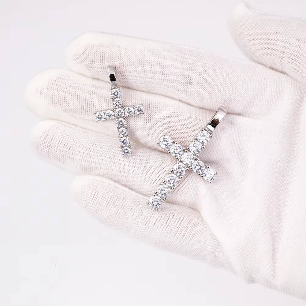 Custom 925 Sterling Silver Cross Pendant for Men Hip Hop Style Rhodium Plated Ice Moissanite Chain Fine Pendants Charms