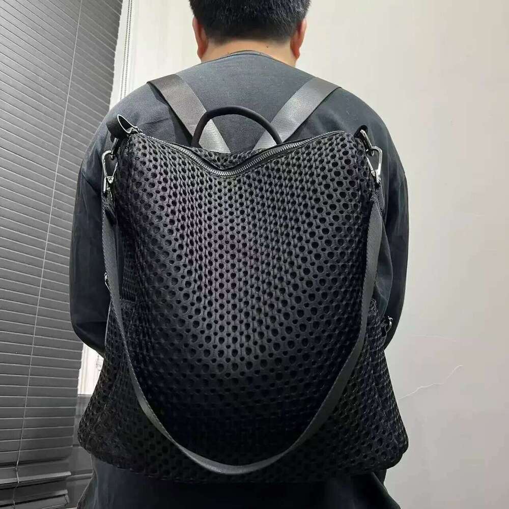 Fashionable Retro Ed Backpack With Large Capacity Casual Mesh Shoulder Bag Suitable For Daily Commuting