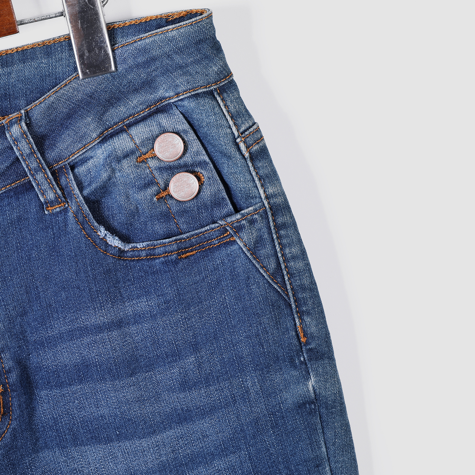 Women's tight jeans with elastic fabric for slimming and leg length versatile and fashionable pencil pants