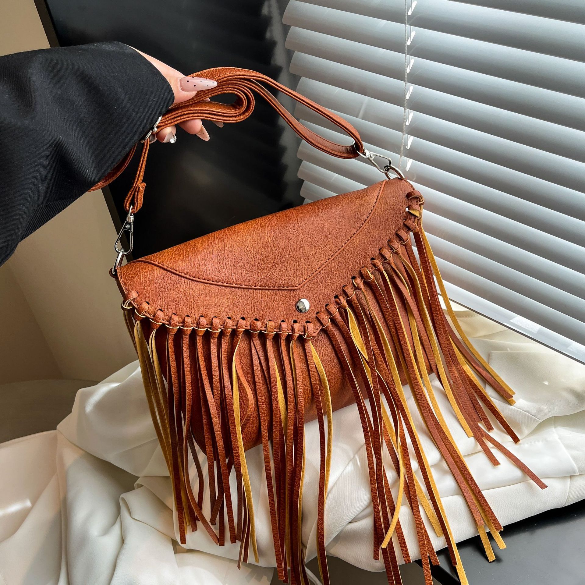 Luxury Brand Designer Bag European And American Trendy Women's Bags New Tassel Bag Shoulder Bag Crossbody Bag Foreign Trade Envelope Small Square