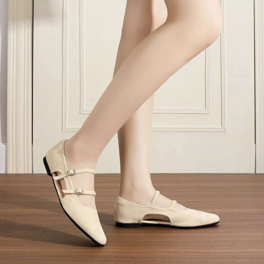 2025 New Side Hollow Flat Summer Outdoor Wear High-end Double Row Single Strap Soft Sole Casual Shoes for Women Elegant