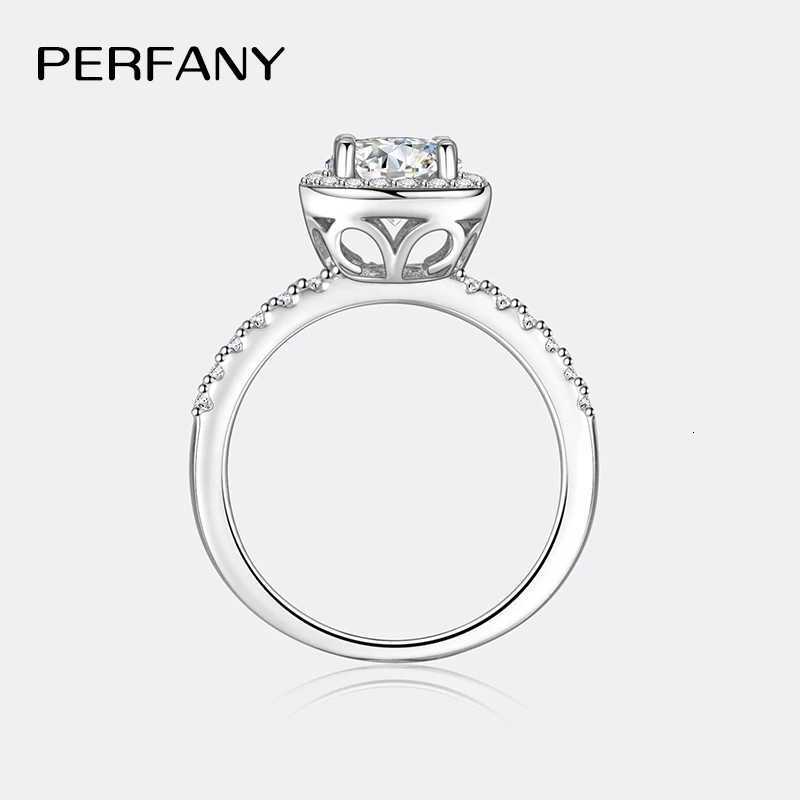 PERFANY 0.5/1/2CT Womens Moissanite Ring S925 Pure Silver Four Claw Square Wedding Ring Fashion Wedding Jewelry W250417