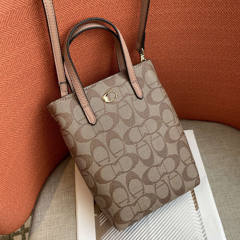 Mini Small Crossbody Bag for Women New Trendy High-end Lightweight Phone Holder