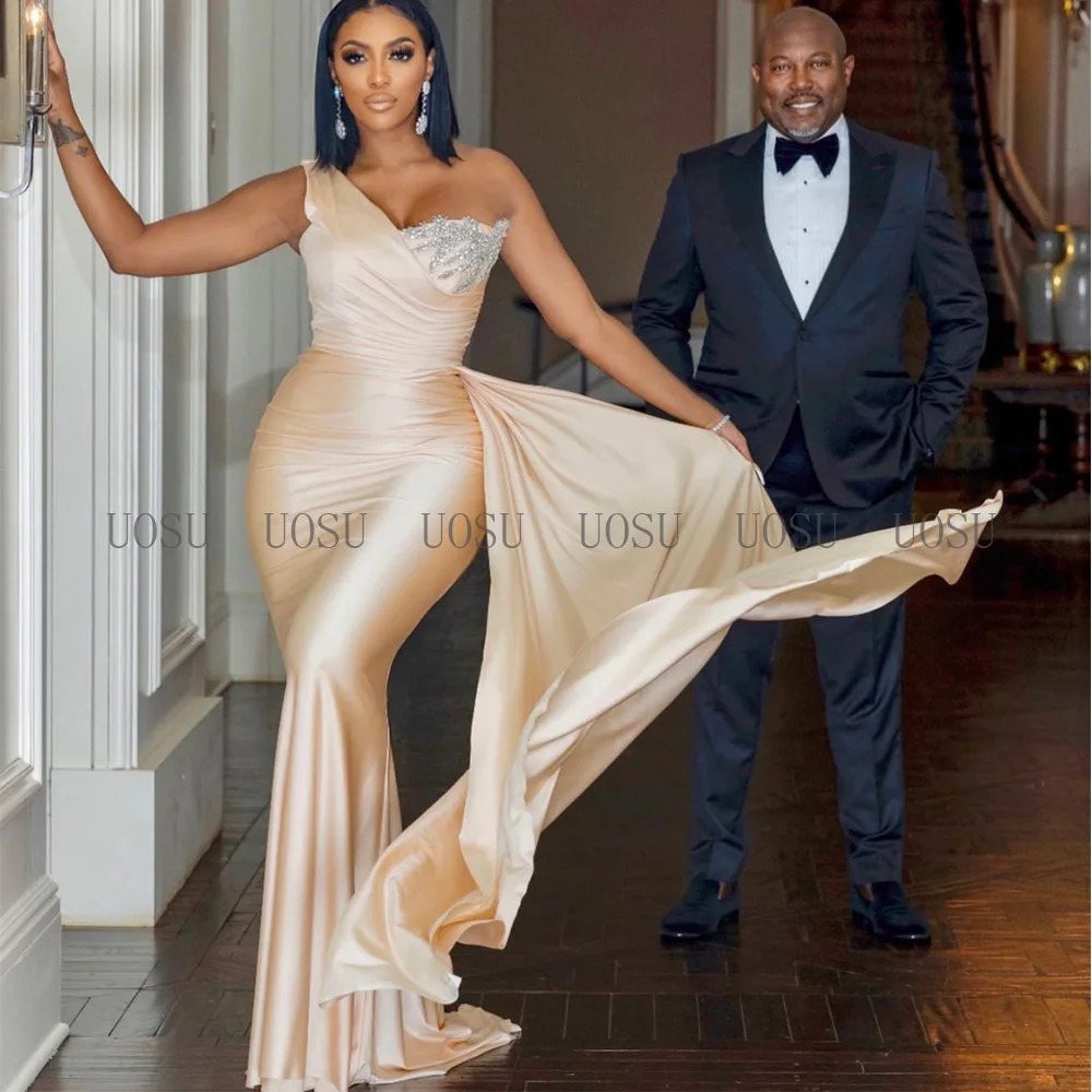 Bridesmaid Dress Champagne One Shoulder Mermaid Gown for Wedding Draped Beading Womens Formal Evening Dresses Long 250725