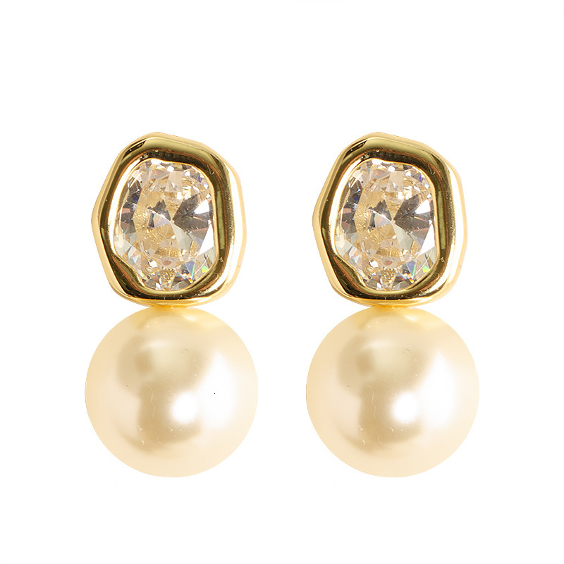 Unique Design Irregular Sparkling Zircon Pearl Stud for Women Elegant Simple Fashion High-end Light Earrings