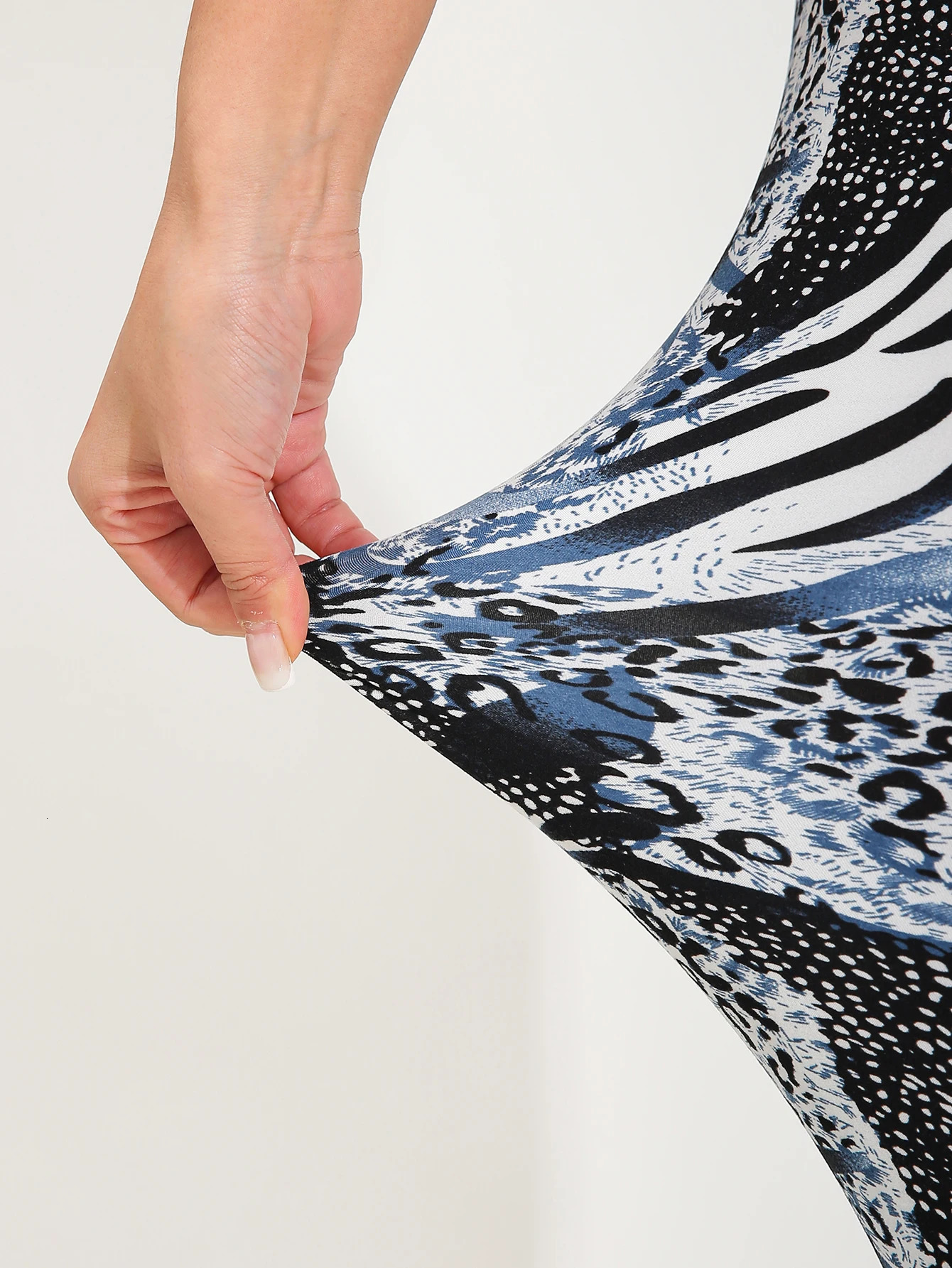 Spring Summer Fashion Casual Ink Leopard Print Womens High Stretch Legging Sports Sexy Yoga Pants Seven Part Slim Pencil 250725