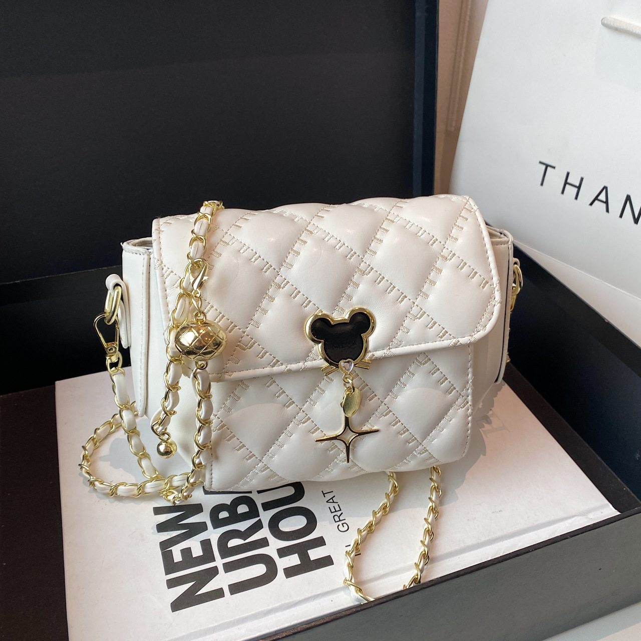 Fashion Diamond Grid Women's Shoulder Bag, Free Shipping, Designer Luxury New Style Armpit Small Square Bag, Crossbody Bag, High-end Chain Bag, C