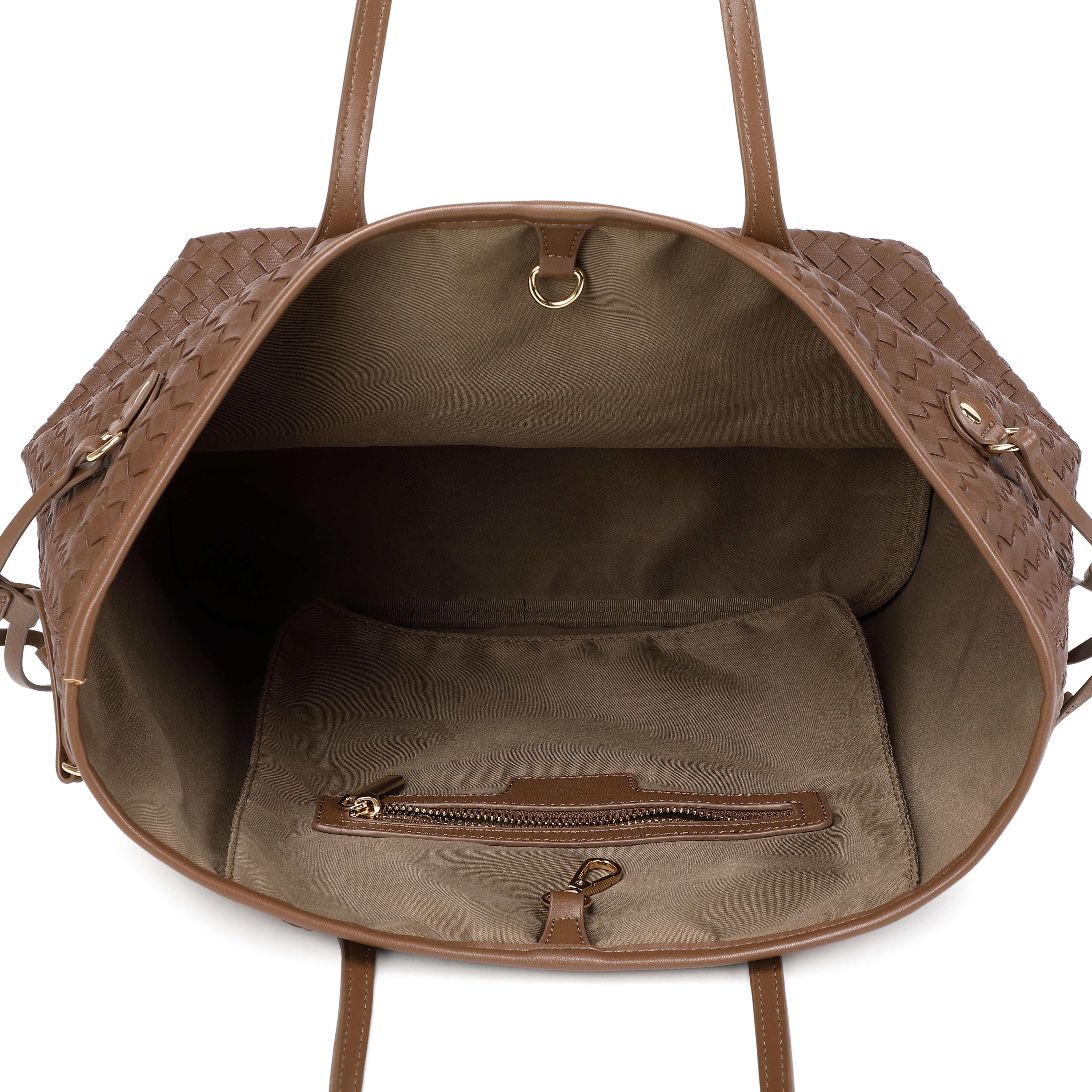 Large-Capacity Fashionable Women's Handbag Ideal For Moms And Their Kids