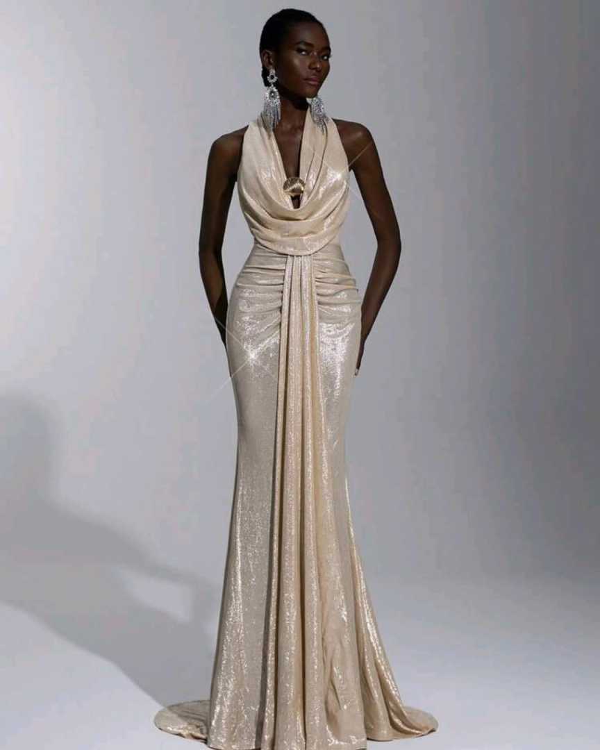 Shining Evening Dresses Mermaid Halter Sleeveless Gold Sequins Women Prom Gowns Party Dresses Customized