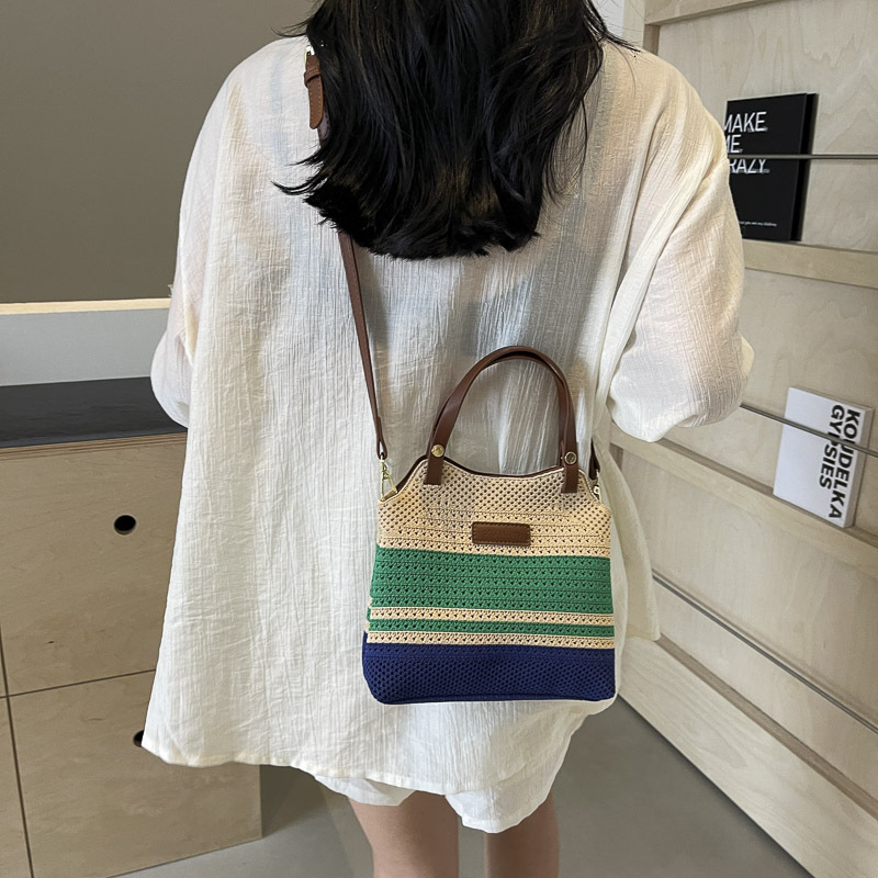 Luxury Brand Designer Bag Women's Fashion Striped Woven Small Bag Summer New Handbag Luxury bag Tote Bag Elegant Commuter Crossbody Bag