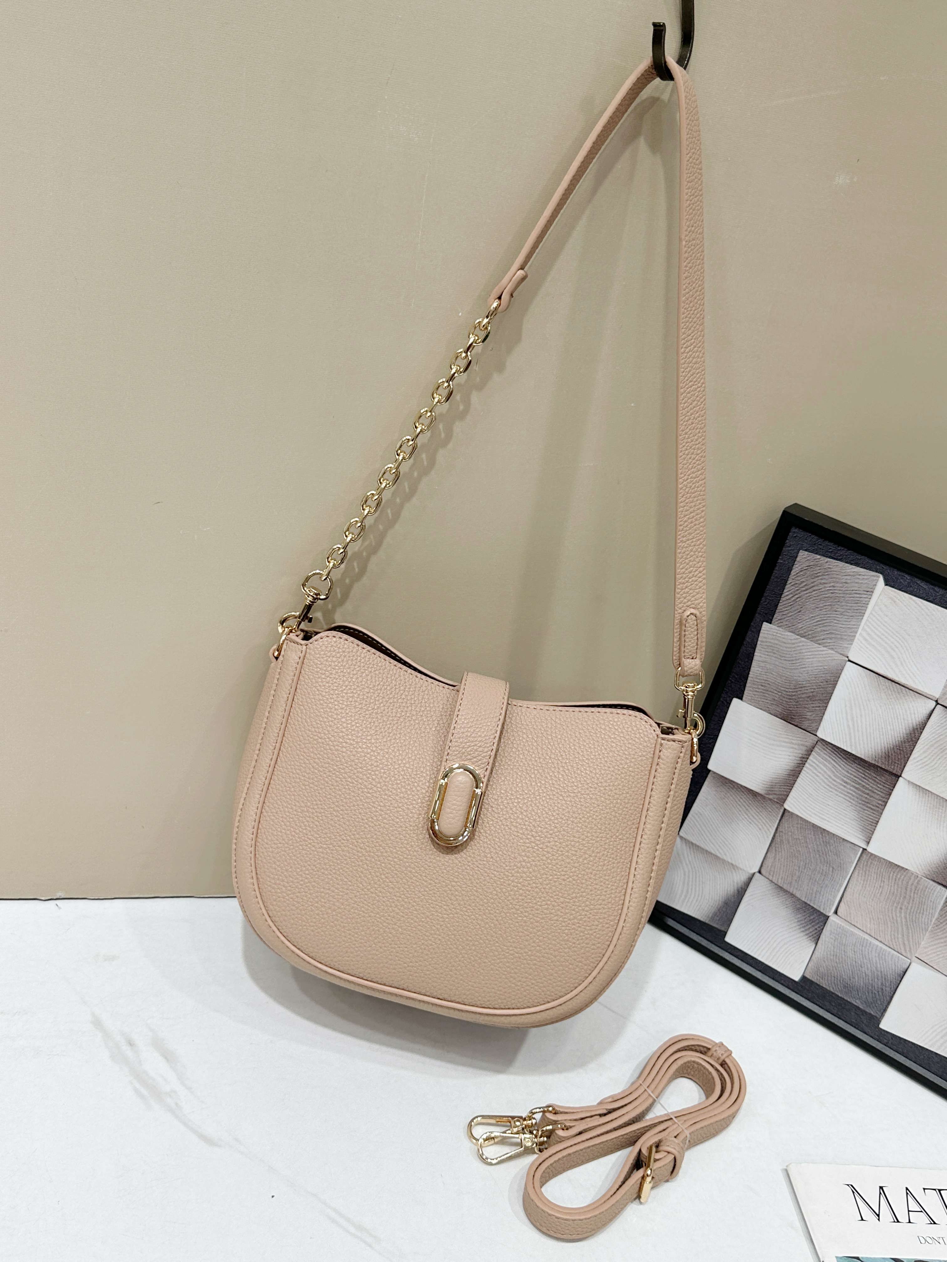 Shoulder Bags Light luxury retro saddle bag, women's crossbody bag, chain single-shoulder underarm bag
