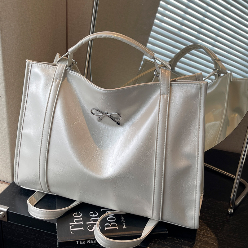 Stylish Casual Tote Bag - Durable Fabric & Spacious Design Ideal For Everyday Use