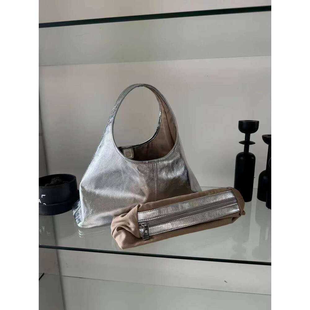 Niche first layer cowhide casual hand tote bag