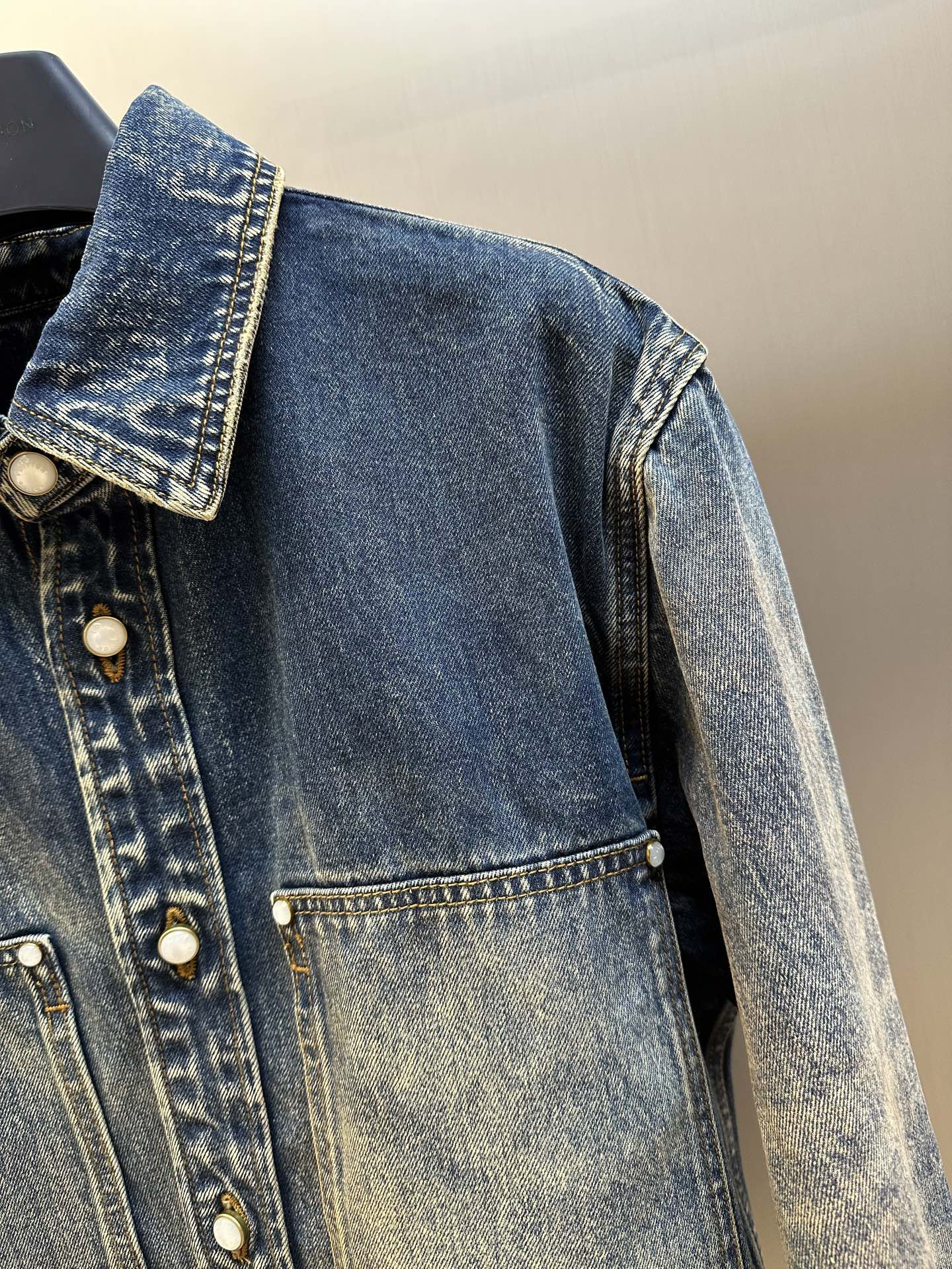 Brand Denim jacket outdoor mens and womens designer brand luxury gift Valentines Fathers Christmas.M179